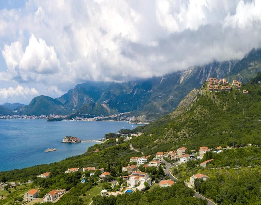 Apartments Dragisic Sveti Stefan Luaran gambar