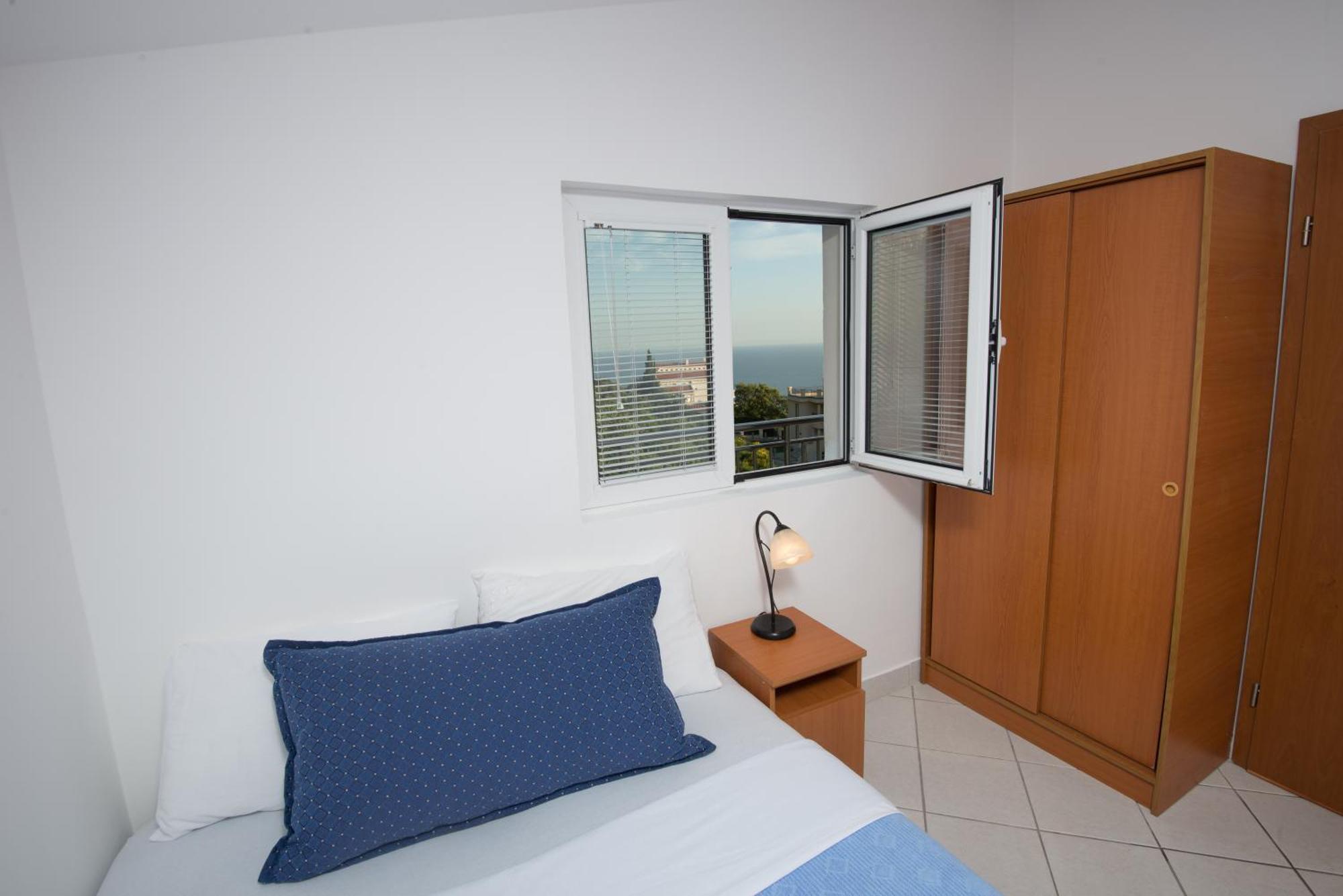 Apartments Dragisic Sveti Stefan Bilik gambar